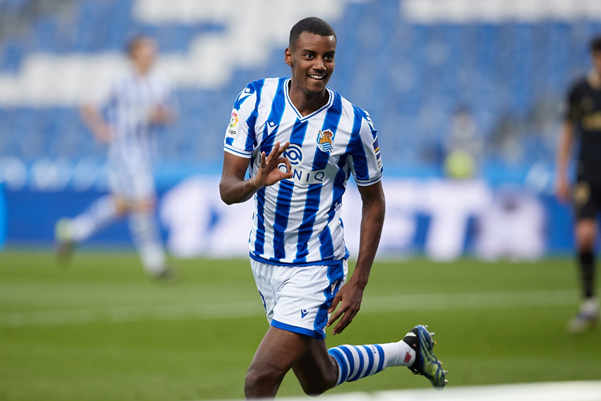 冲刺阶段西甲焦点战,法兰克福完成体检,赛场秩序良好,纪律约束更严格的简单介绍 冲刺阶段西甲焦点战,法兰克福完成体检,赛场秩序良好,纪律约束更严格的简单介绍